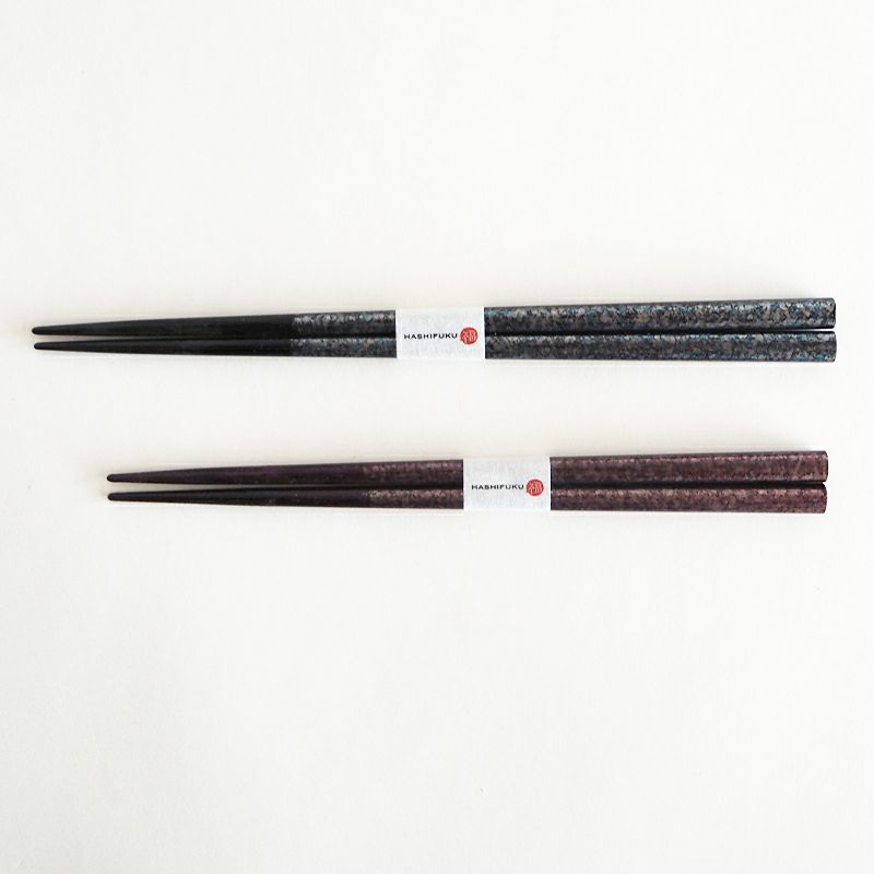 桐箱に入っているので贈り物に最適です