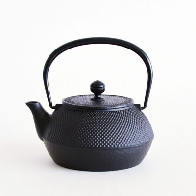 鉄瓶 平丸型 霰 1.2L | 南部鉄器 幸工芸 鉄瓶