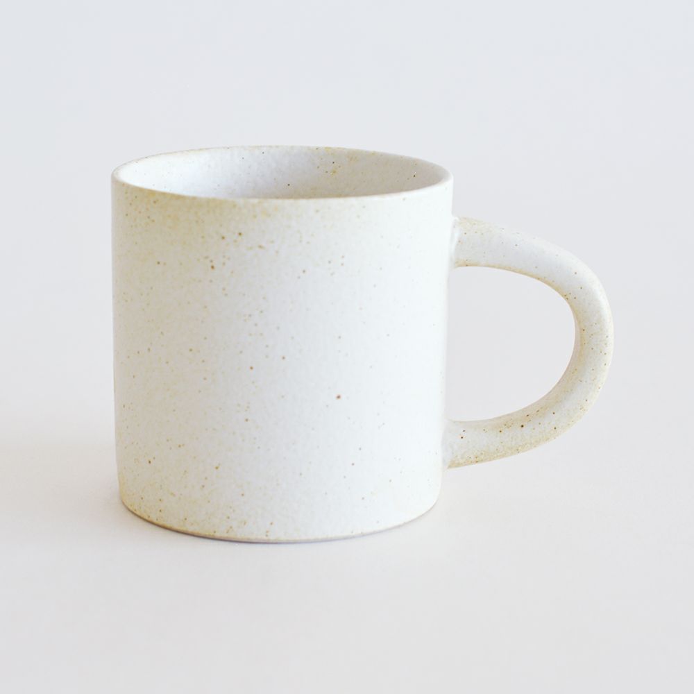 こちらはホワイトです