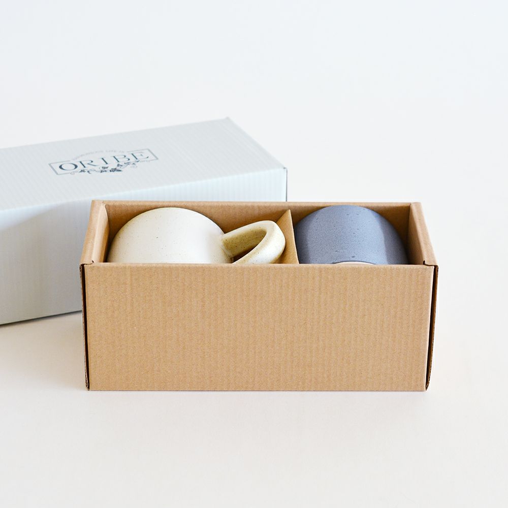 織部オリジナルの箱付きです