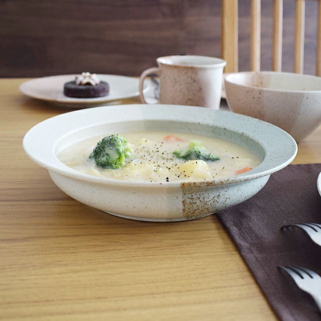 双田窯 マカロンリムクープ皿 グリーン