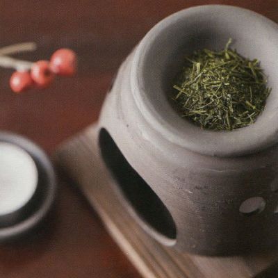 石龍黒泥袋形糸目四ﾂ星茶香炉｜和食器通販｜織部 Online Store