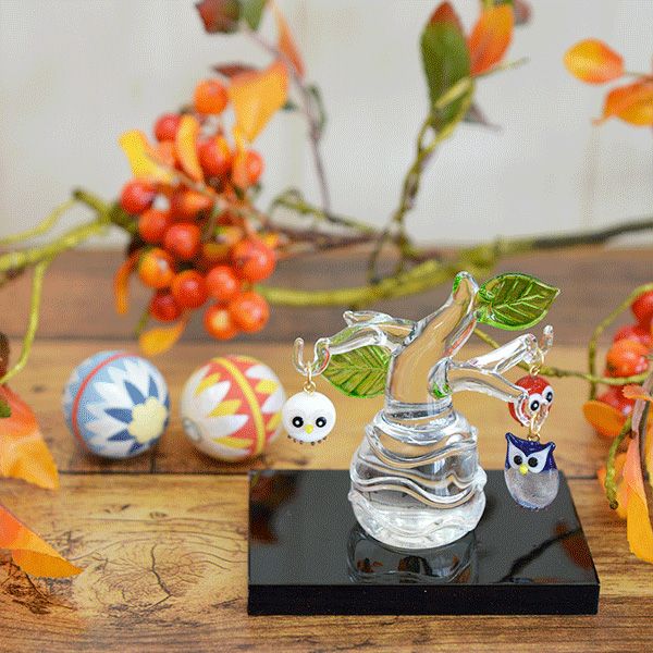 福のなる木（3羽）黒台つい立付｜和食器通販｜織部 Online Store【公式】