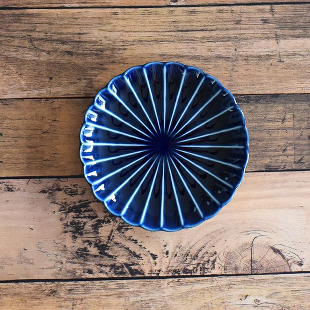 ぎやまん陶 4.5寸皿 ナス紺ブルー｜和食器通販｜織部 Online Store【公式】