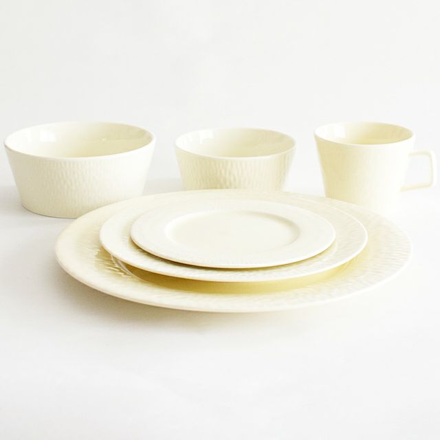 サージプレートL クリーム