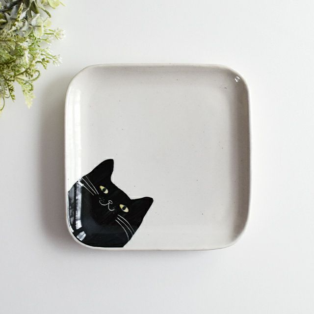 黒猫角皿