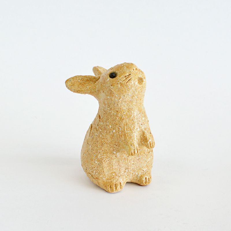 【2318】101.うさぎプレート…備前焼 2318】101.うさぎプレート…備前焼