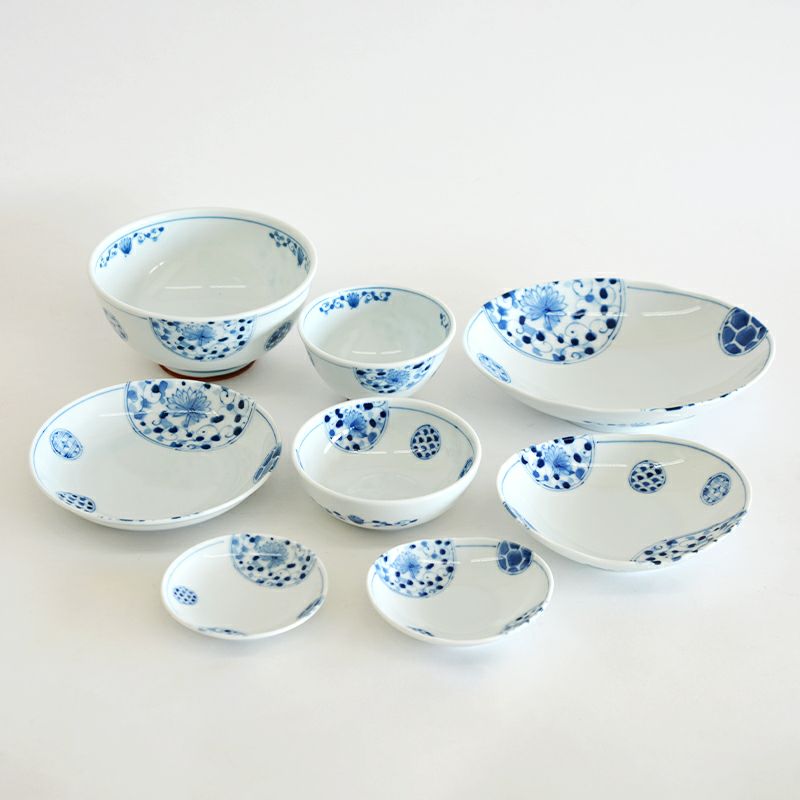 花伊万里楕円深皿 3.5寸