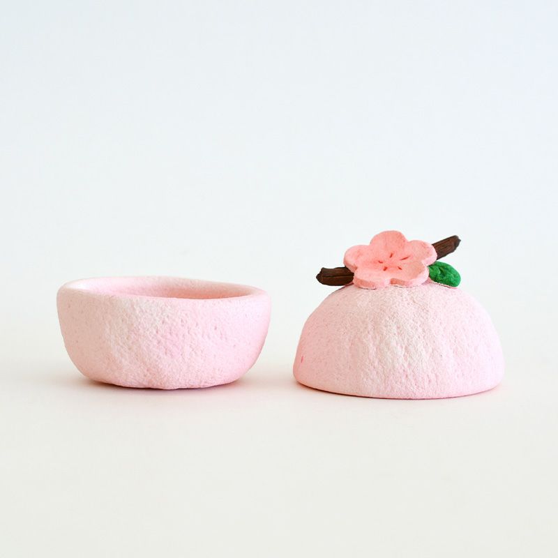 蓋物は小物入れとしても使えます。