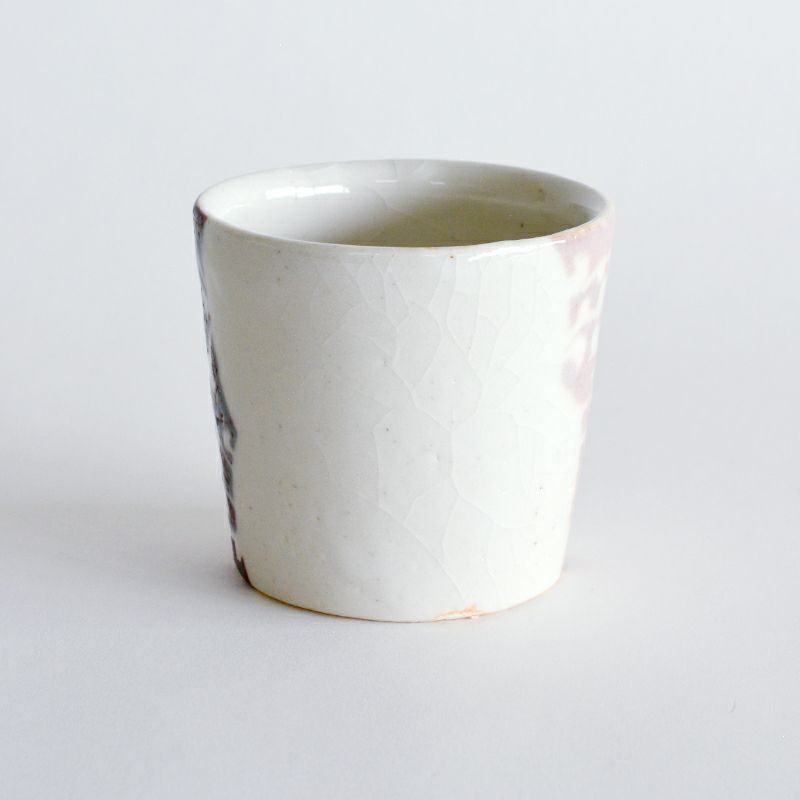 志野唐草文杯（縦柄）