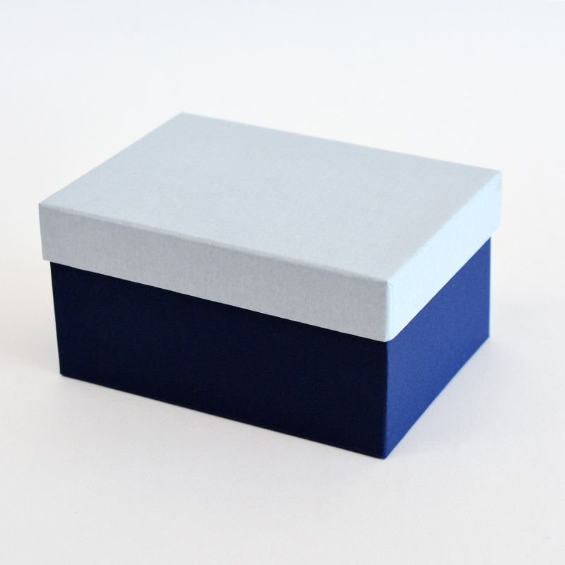 化粧箱入りで贈り物にも最適です