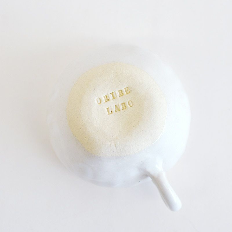 窯元の印が刻まれています