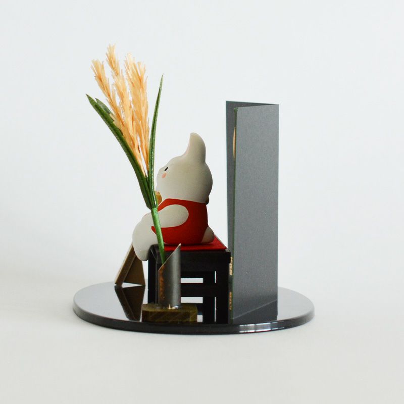 ほっこりかわいいお月見うさぎです