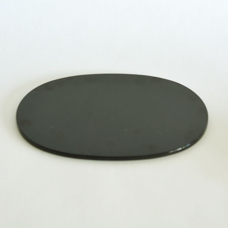 プラスチック製の楕円の黒板です