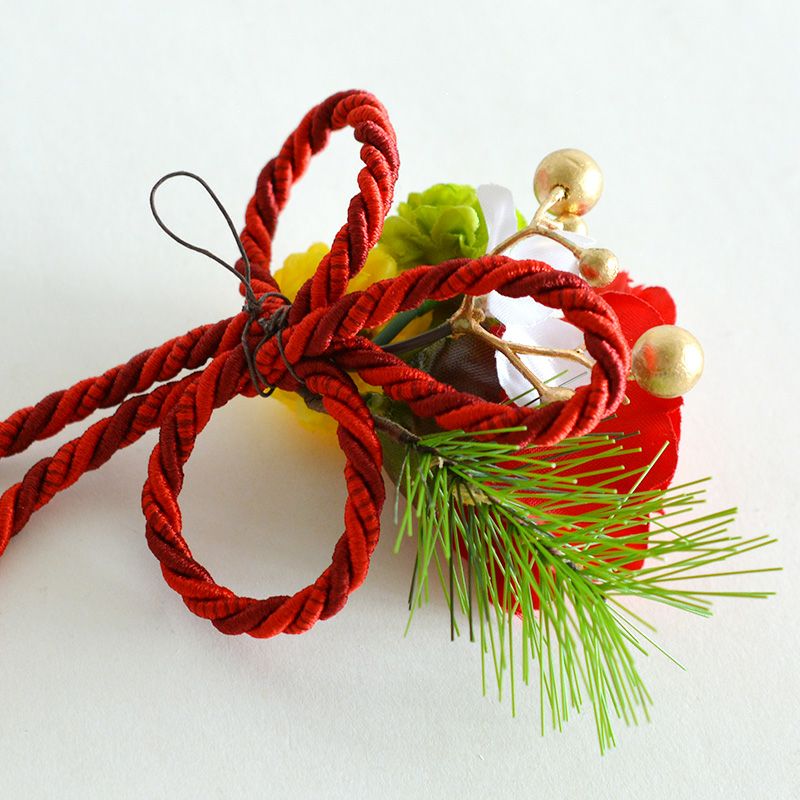 アレンジ裏のワイヤーで引っ掛ける事ができます