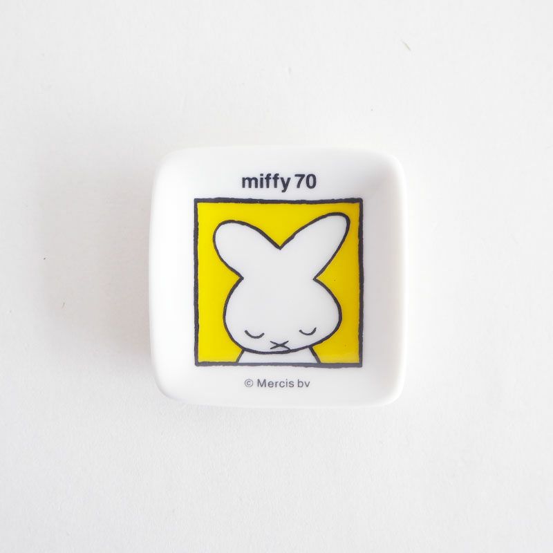 70周年の特別なデザインです