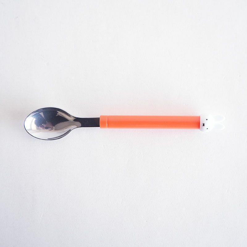 柄にミッフィーのマスコットが付いたかわいいスプーンです