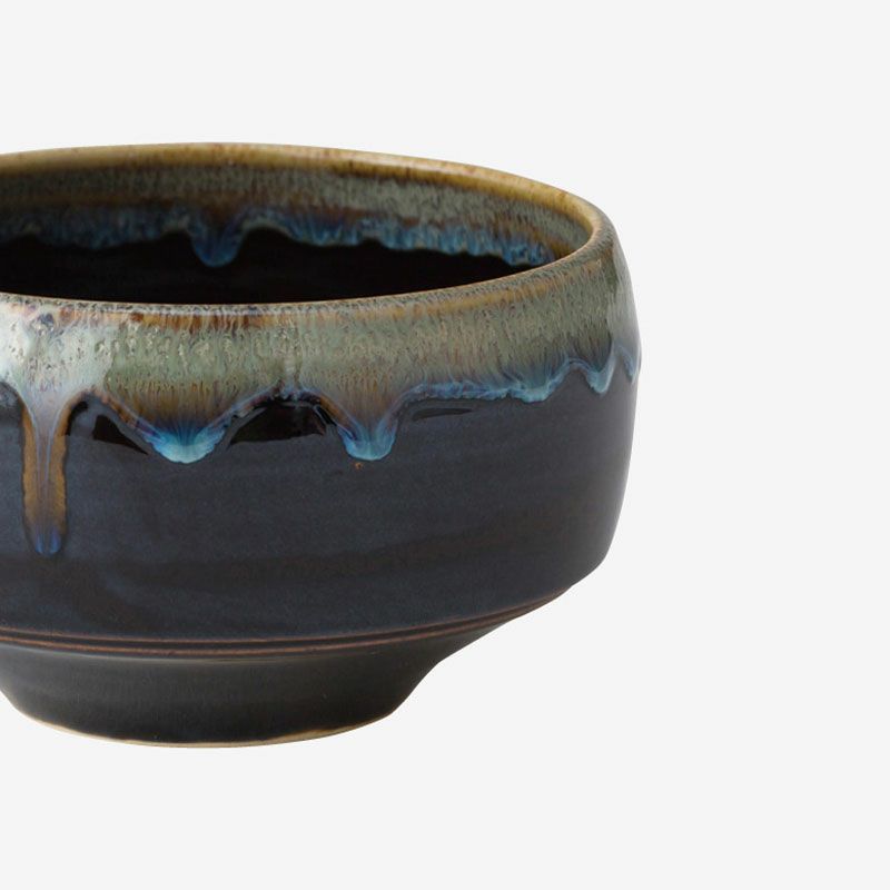 釉薬により一つ一つ個体差があります