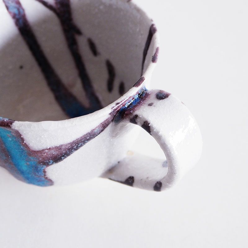 太く持ちやすいハンドルです