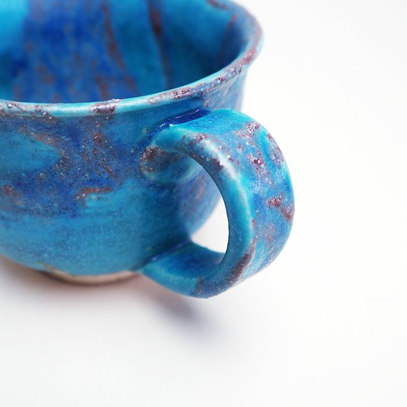 太く持ちやすいハンドルです