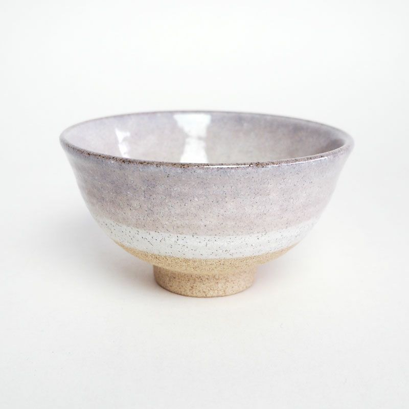 二層に塗り分けられたデザインがモダンな印象です