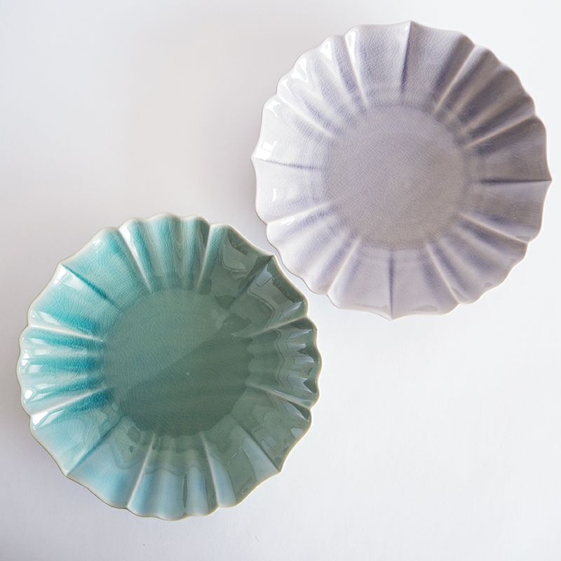 ラッフルラウンドプレート グリーン｜和食器通販｜織部 Online Store