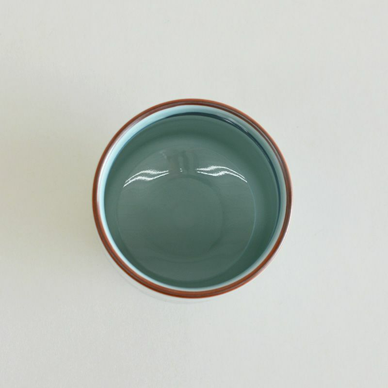 ほうじ茶・緑茶などたっぷりとお茶がいただけます