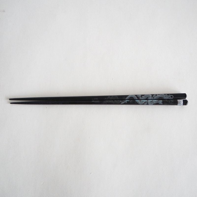 24cmと長めなので、手の大きな方にもおすすめです