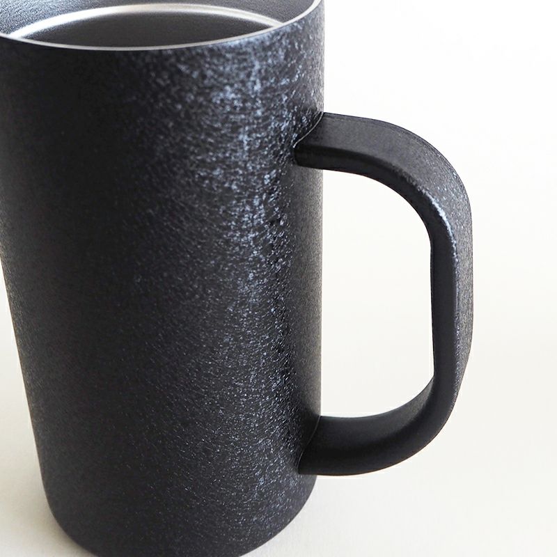 大きくて握りやすいハンドルです