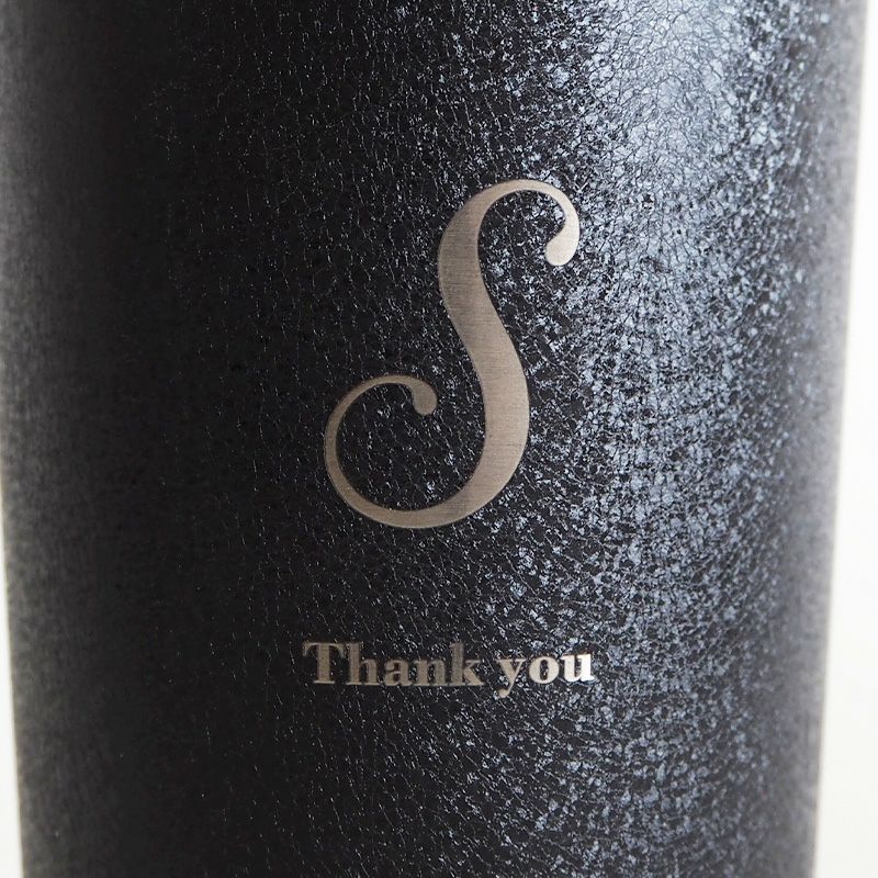 イニシャル2種類をいれたイメージです