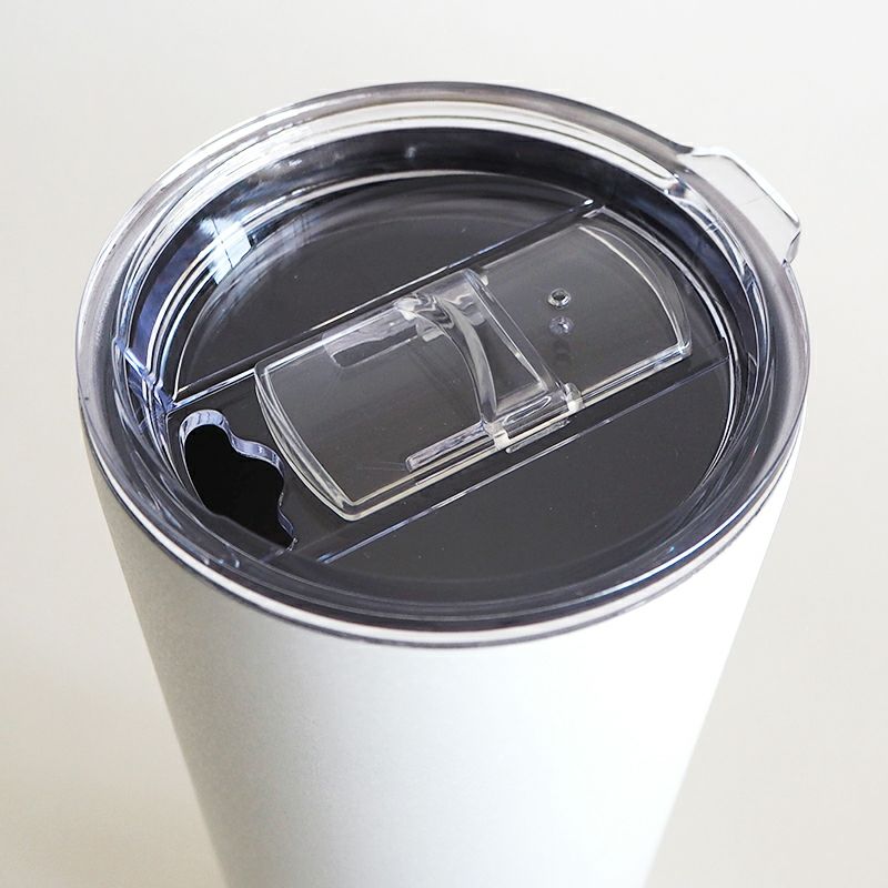 スライドして飲み口が開きます