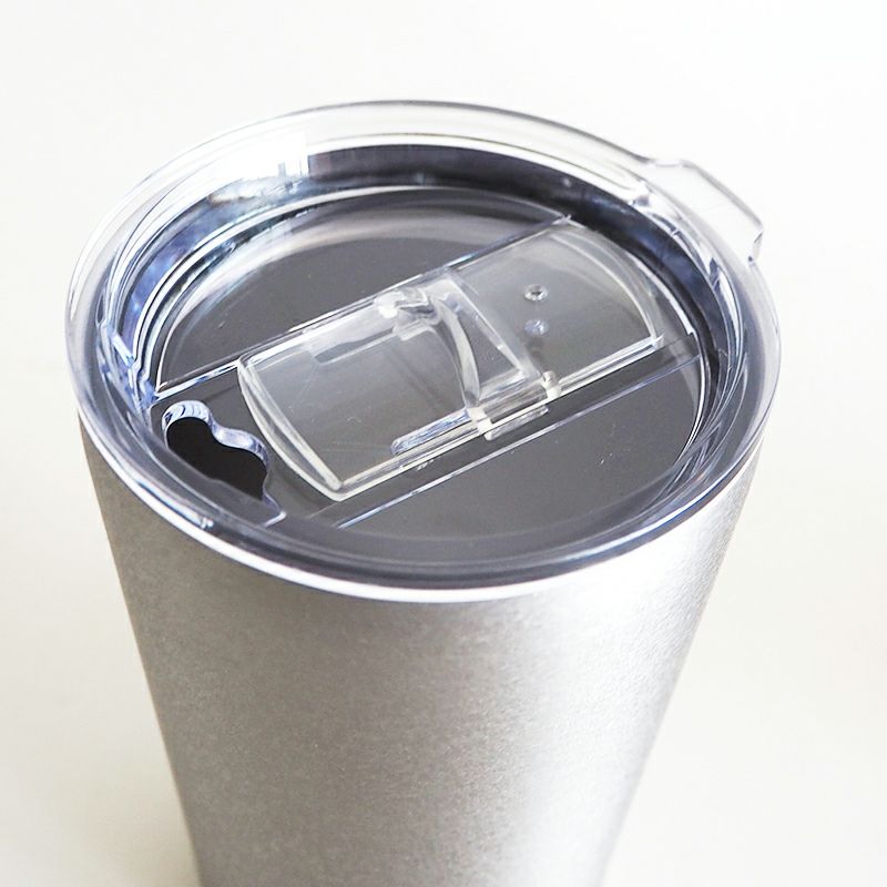 スライドして飲み口が開きます