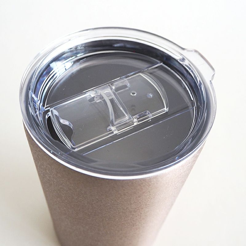 スライドして飲み口が開きます