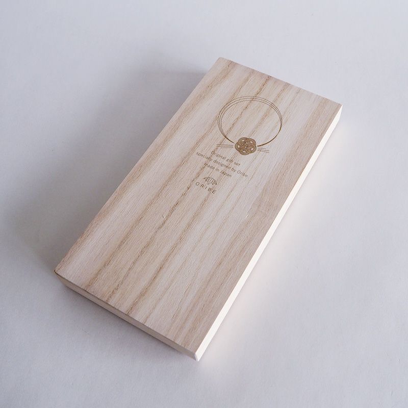 桐箱付きで結婚のお祝いにぴったりです