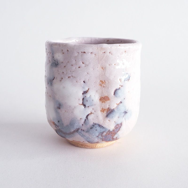 美濃の名窯　荘山窯の湯呑です