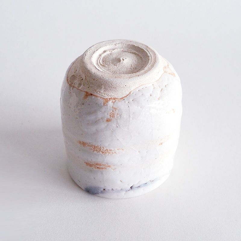 素地を生かした趣のある仕上げです