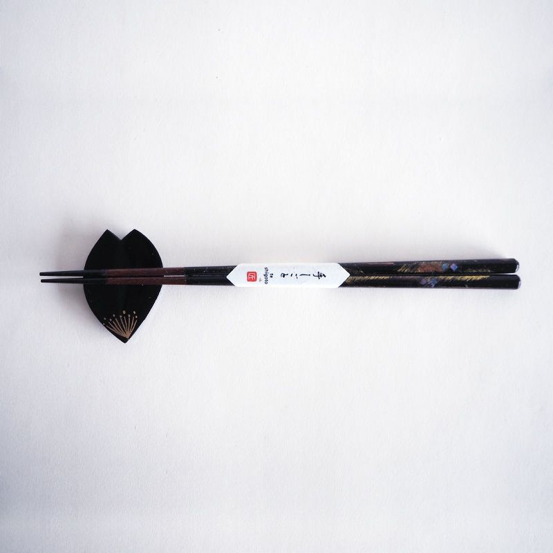 テーブルを華やかに演出します