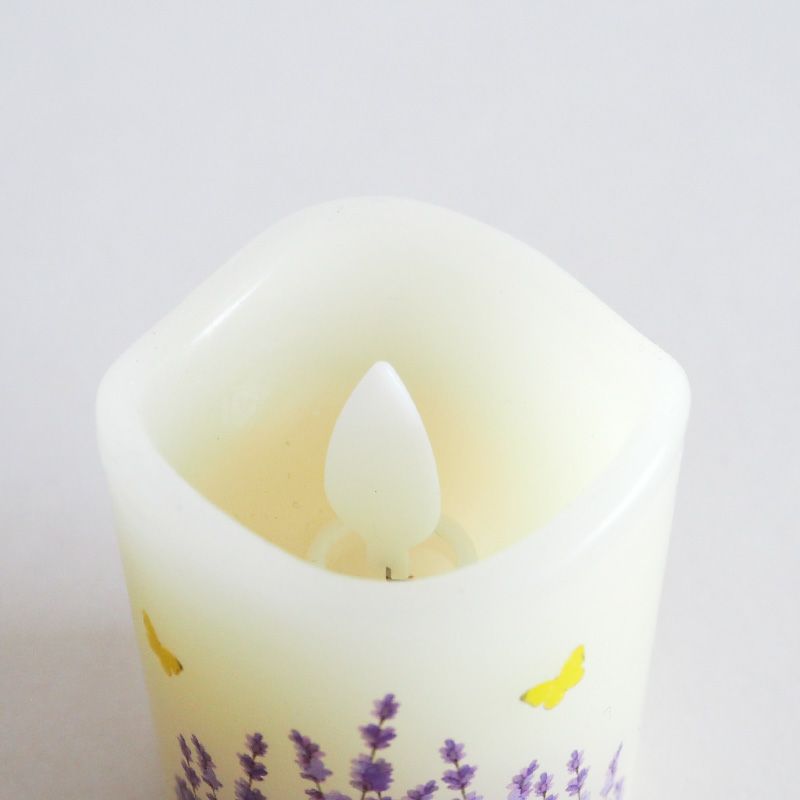 炎がゆらゆら揺れます