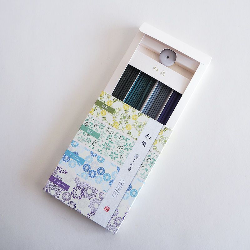 少量をアソートして日替わりで香りを楽しめます