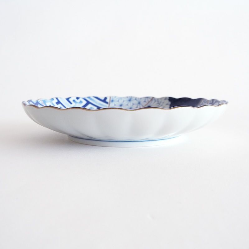盛付けを華やかに魅せる器です
