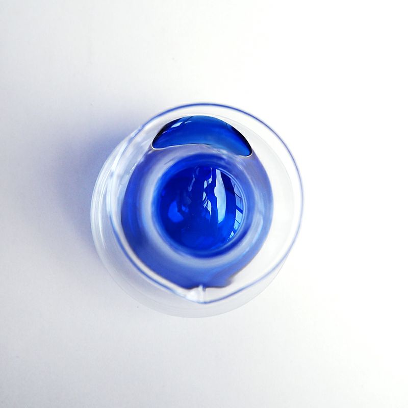 どの角度からでも美しい形状です