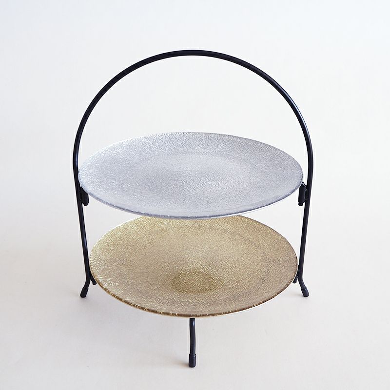 オードブルスタンドにも似合うプレートです