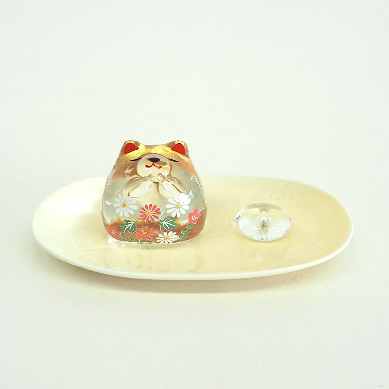 ガラス製のワンちゃん、香立、陶器皿のセットです