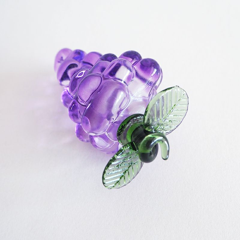 手のひらにのるかわいいサイズです