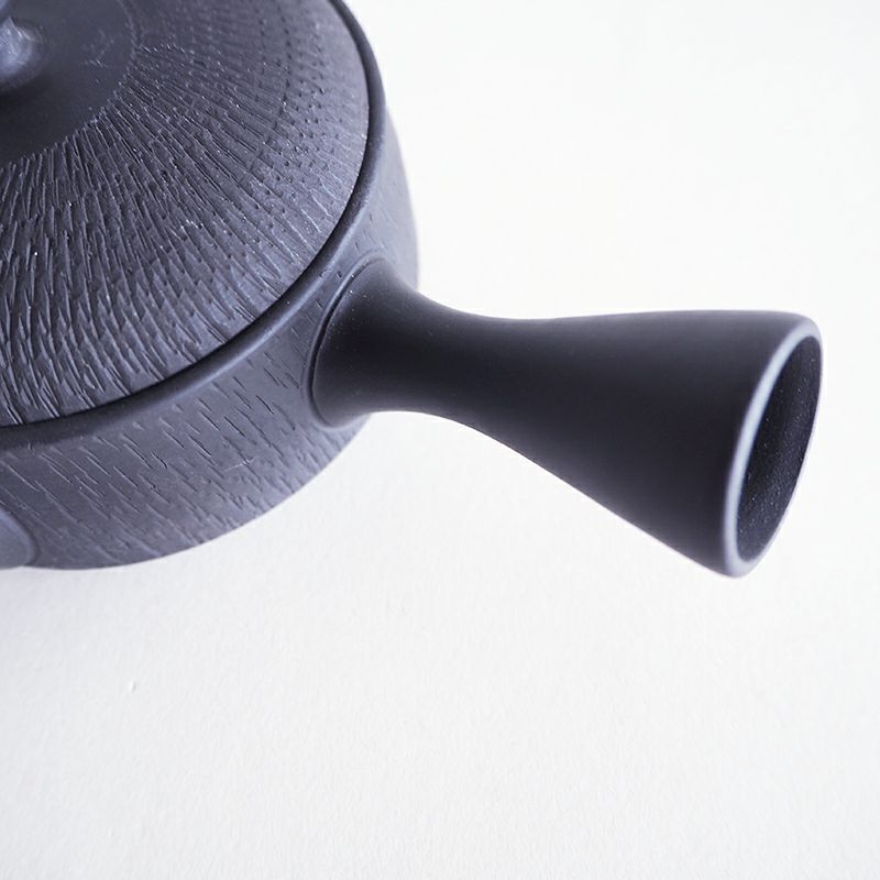 オーソドックスな横手の急須