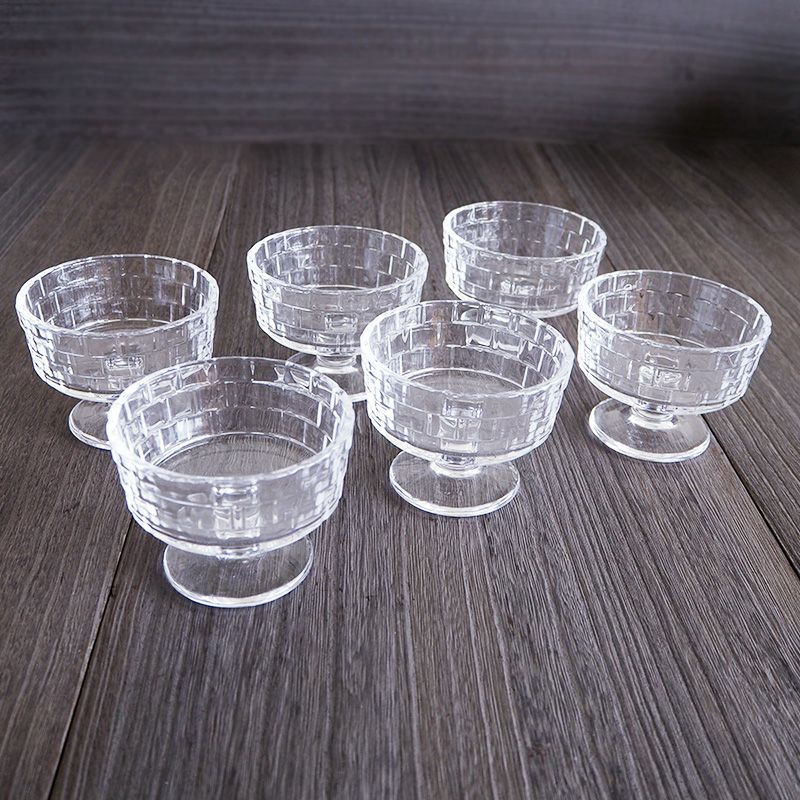 レトロなデザートグラスの6ピースセットです