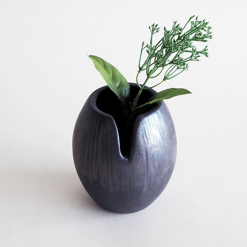 大きすぎないので部屋のどこにでも飾れます