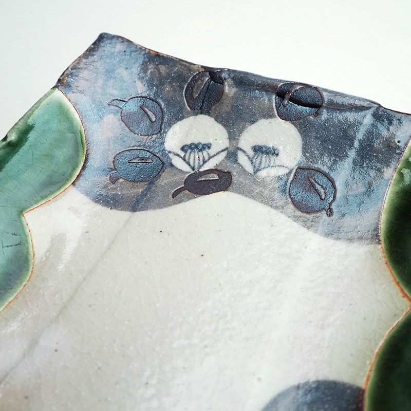 織部椿文角皿 17cm｜和食器通販｜織部 Online Store【公式】