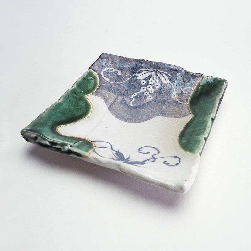 織部ぶどう文角皿 17cm