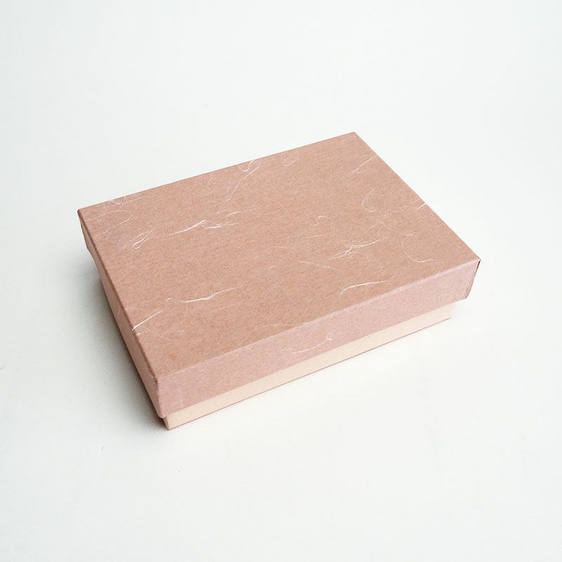 化粧箱に入り贈り物にも最適です